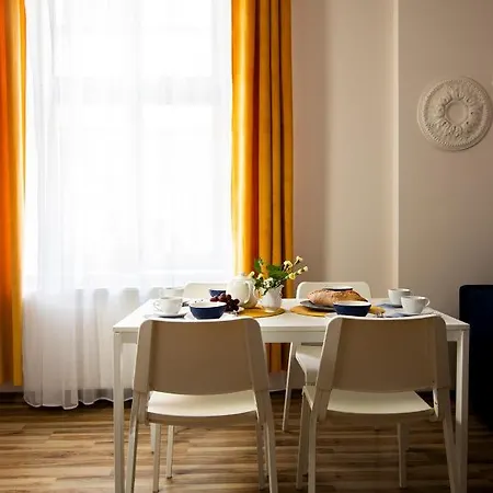 Apartamenty Kdn Bielsko-Biala Exterior photo